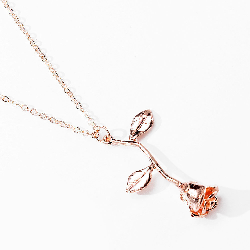 Rose Pendant Necklace