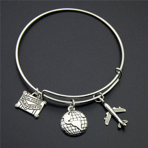 Expandable Wire Bangle