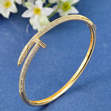 Load image into Gallery viewer, Stylish Nail Bangle