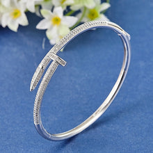 Load image into Gallery viewer, Stylish Nail Bangle